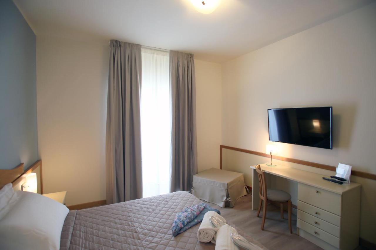 Triple Room,1112338128:JPEG